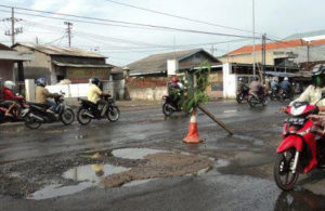 Lubang di Greges Bahaya!