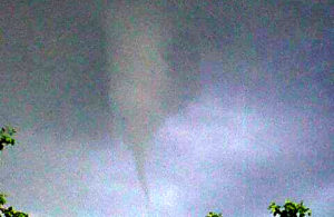 Angin Puting Beliung di Buduran