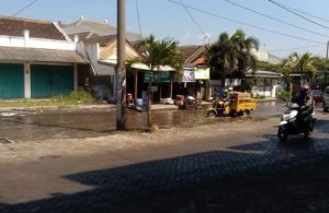 AKSI DEMO