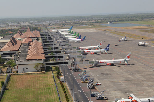 Penerbangan Jurusan Denpasar Dialihkan Ke Juanda Suara Surabaya