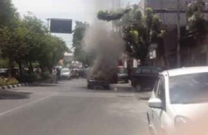 Panther Terbakar di Tengah Kota