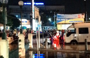 Wiyung Macet dan Banjir