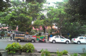 Parkir Depan Larangan Parkir