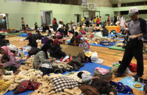 Kondisi Pengungsi di Gym Stadion Kamamoto University