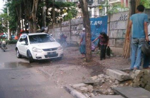 Diduga Mesin Mobil Terbakar