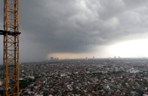 Langit Mendung Surabaya