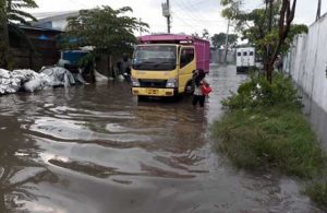 Banjir di Pergudangan Mutiara Tambak Langon Indah