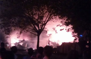 Kios Terbakar di Jl. Barata