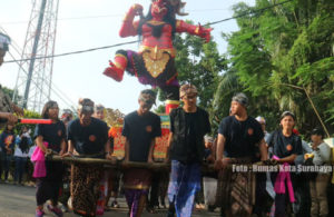 Ogoh-ogoh Diberangkatkan Dari Pura Segara Kenjeran