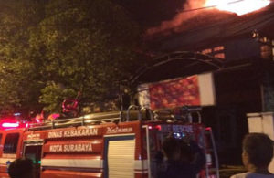 Kebakaran Rumah Kost di JL Kanwa Surabaya