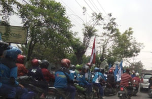 Massa Buruh Bergerak Menuju Kantor Pemkab