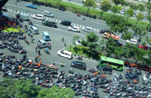 Menunggu Rekan Seperjuangan