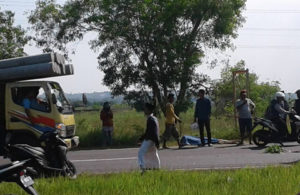 Sepeda Motor vs Sepeda Motor di Bangkalan, Satu Orang Meninggal Dunia