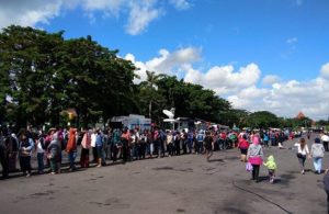 Antrean Penukaran Uang di Kodam