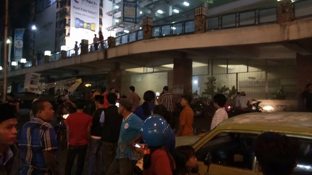 Toko Sepatu di Pasar Tambah Rejo Surabaya Terbakar Suara