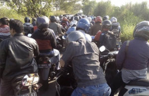 Macet, Pengendara Kelelahan Menunggu