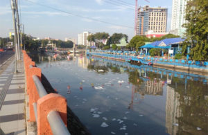 Limbah Cemari Sungai Kalimas