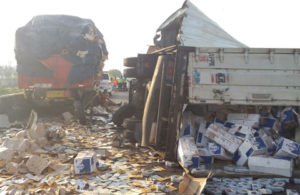 Kecelakaan Libatkan 2 Truk di Tol Romokalisari