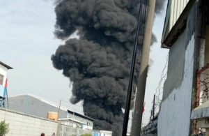 Kepulan Asap Hitam di Kalianak