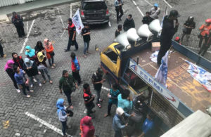 Unjuk rasa karyawan di Ruko Golden Palace