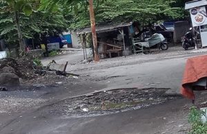 Jalan Rusak di Candi Lempung