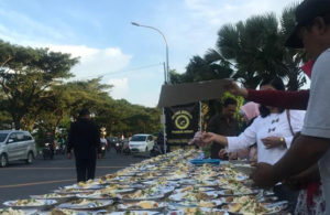 Unesa Buka Puasa Bersama Masyarakat