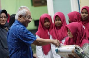 SS Media Berbagi Kebahagiaan