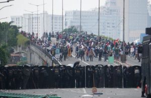 Aksi Massa di Flyover Jatibaru Cideng