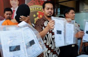 Kepala SMP Cabuli 6 Siswa