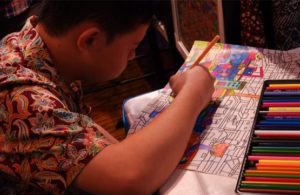 Anak Down Sindrome Jago Menggambar