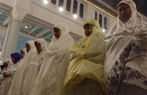 Salat Gaib untuk Almarhum Mbah Maimoen