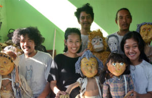 Teater Boneka Flying Balloon Puppets