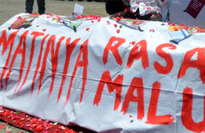 Aksi Menolak Dituduh Mesum di Kampus