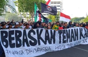Aksi Solidaritas Suporter Bola