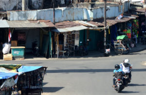 Lapak Seragam Karnaval Segera Dibongkar