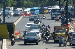 Dibuka, Tanpa Marka