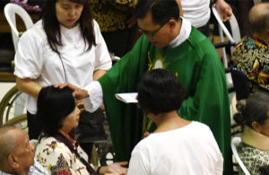 Misa Orang Sakit di Gereja SMTB