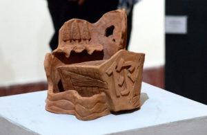 Tanah Air Beta dalam Keramik Art