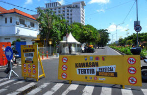 Jl. Pandegiling Terapkan Physical Distancing