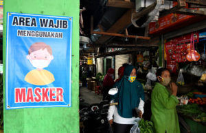 PSBB, Wajib Masker di Pasar Pagesangan