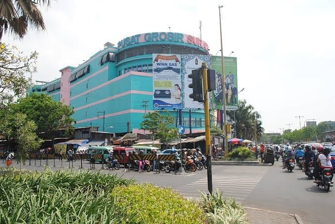  Pusat Grosir Surabaya Ditutup  14 Hari Karena Kasus Positif 