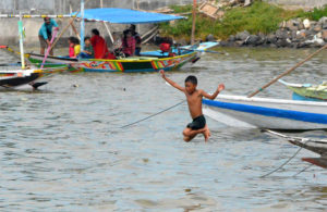 Liburan di Pantai Kenjeran