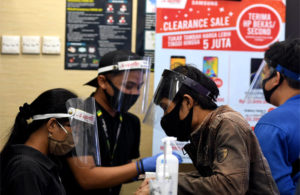 New Normal, Wajib Pakai Face Shield