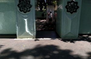 Jumat Sunyi di Ampel Suci
