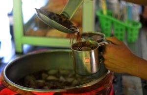 Es Coklat Tambah Umur, Penawar Dahaga