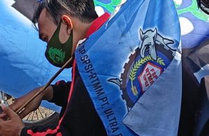Buruh Mulai Duduki DPRD Jatim Minta Cabut UU Cipta Kerja