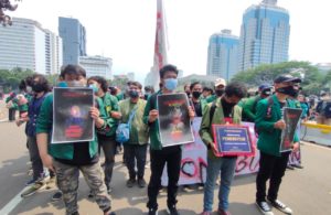 Unjuk Rasa BEM Seluruh Indonesia Tolak UU Cipta Kerja
