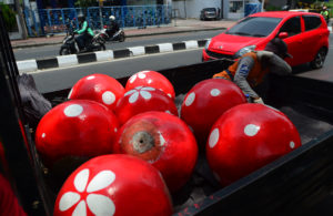 Pasca Aksi, Bola Pembatas Jalan Dieksekusi
