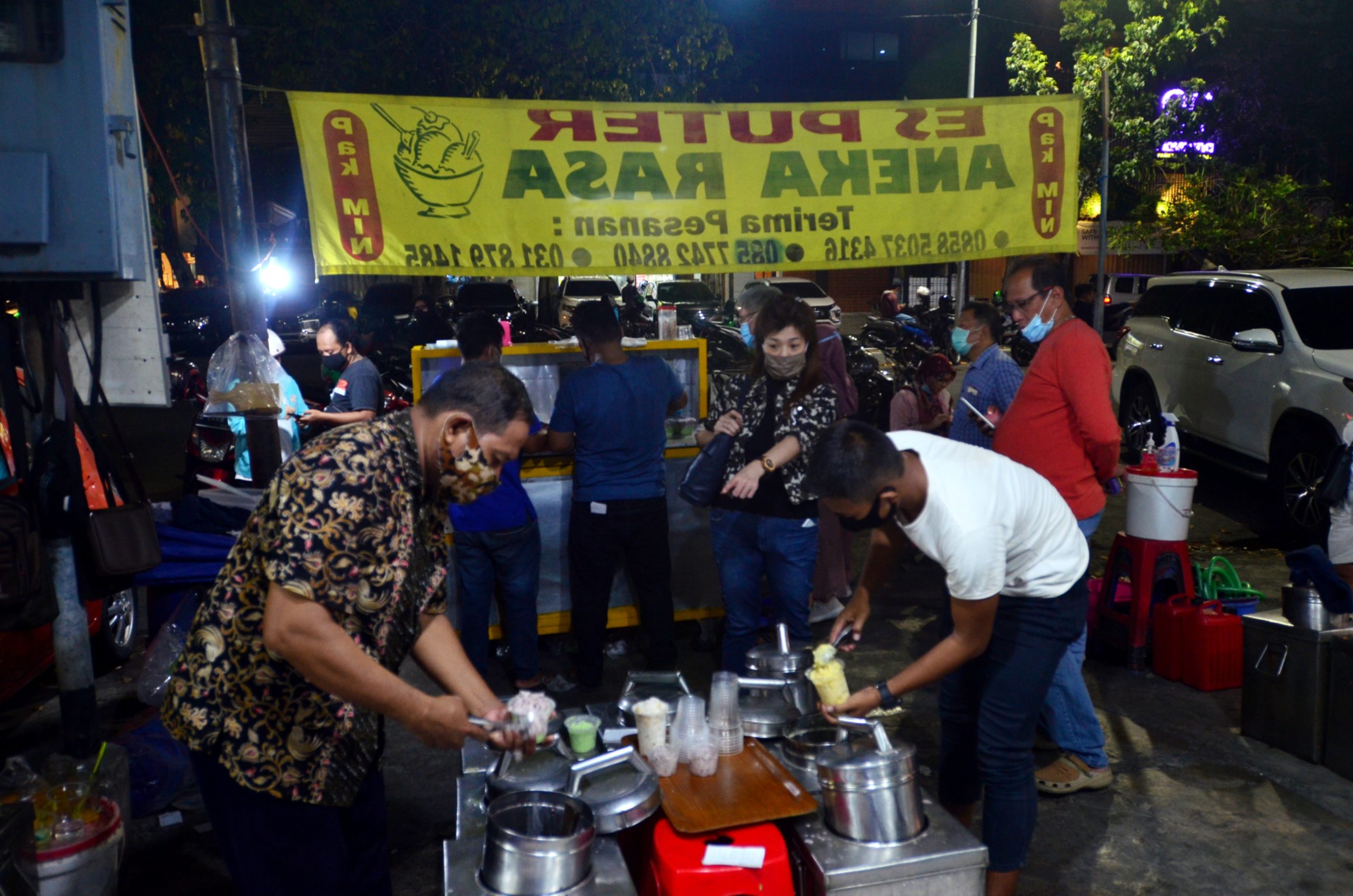 Es Puter Aneka Rasa, Pereda Hangatnya Malam Surabaya - Suara Surabaya