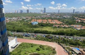 Tol Macet Gara-Gara Truk Terguling